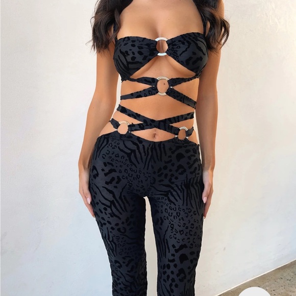 Outcast Jana Top and Pants - Picture 2 of 3